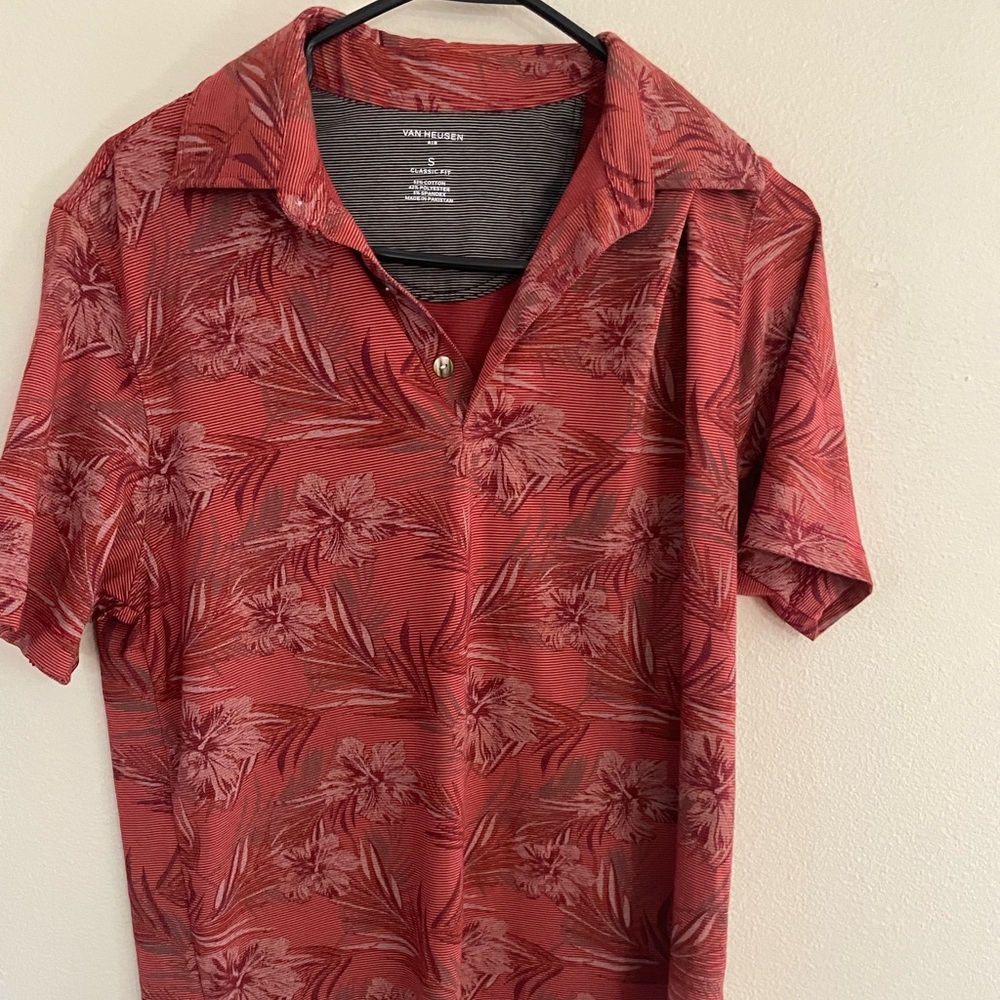 Van Heusen Men's Red Floral Shirt